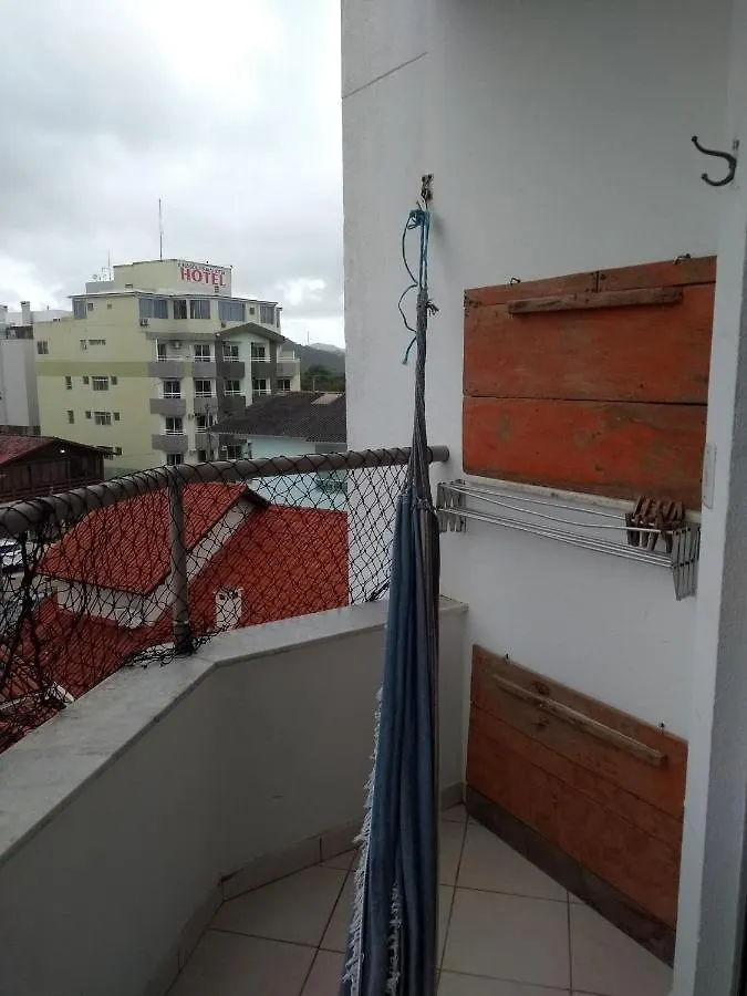 Apto Na Praia De 1 Dormitorio Com Vista Pro Mar A Poucos Passos Da Areia Florianopolis