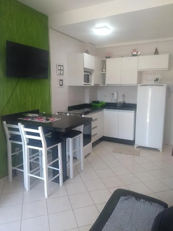 Apto Na Praia De 1 Dormitorio Com Vista Pro Mar A Poucos Passos Da Areia Florianopolis Apartment
