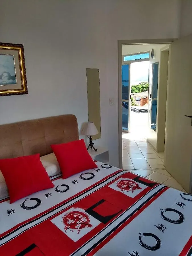 Apto Na Praia De 1 Dormitorio Com Vista Pro Mar A Poucos Passos Da Areia Florianopolis